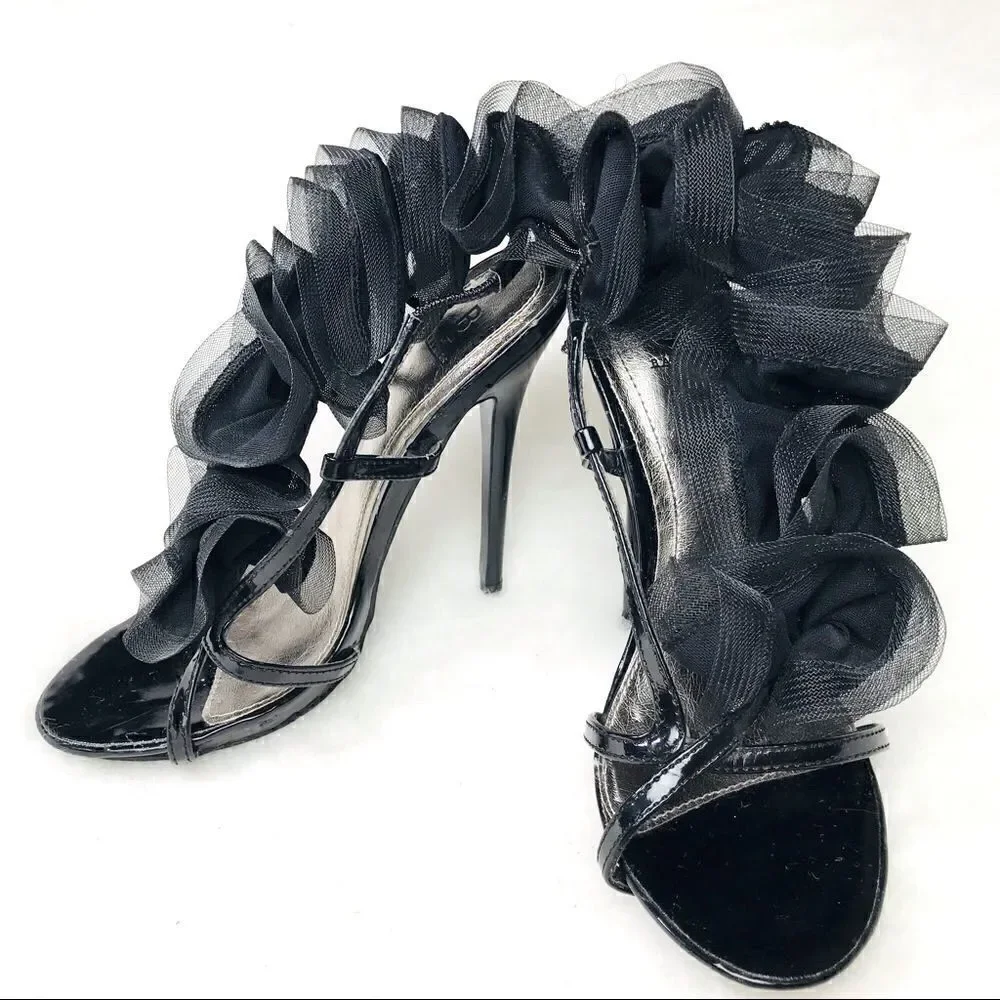 Bakers “Rory” Black 5” Ruffle Top Stiletto Heels